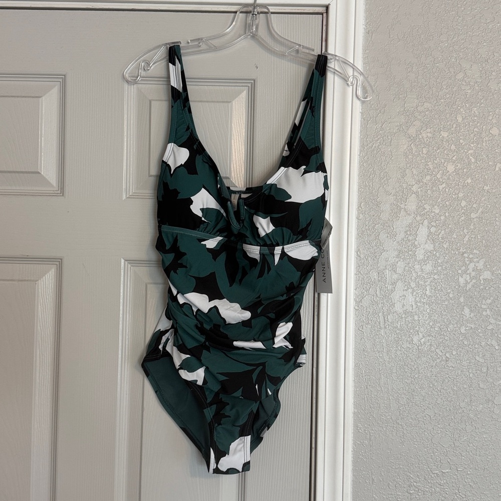 Anne Cole Swimsuit - Picture 2 of 9